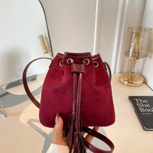 Retro Suede Fabric Bucket Bag Women Tassel Drawstring Shoulder Crossbody Bag Fashion Frosted Small Handbag Daily Leisure Tote