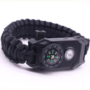 Zwarte paracord survival armband met kompas LED licht en multifunctionele noodfunctie
