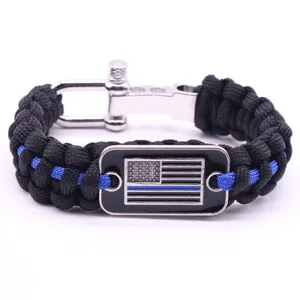 Tactical survival paracord bracelet with metal U-buckle and flag design metal dog tag.