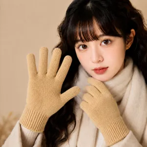 Solid color knit gloves for men and women, winter warm fleece-lined touch screen gloves.