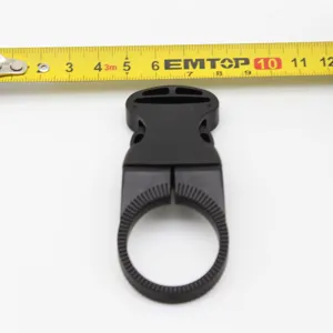 Outdoor 25mm webbing bottle buckle quick release water bottle clip detail view