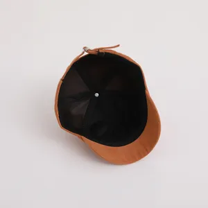 Gorra de béisbol marrón de ala corta para niños sombrero ajustable informal de otoño