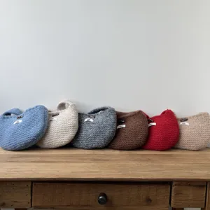 Koreanischer Stil minimalistisch einfarbig Hornschnalle weiche Woll-Mini-Handtasche Stricktasche