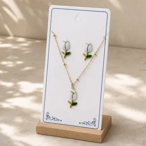 Elegant enamel flower necklace and earrings set for women, chic trendy clavicle chain.