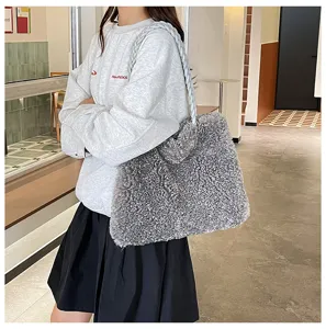 Bolso tote de felpa gris para mujer, elegante bolso de hombro de otoño e invierno.