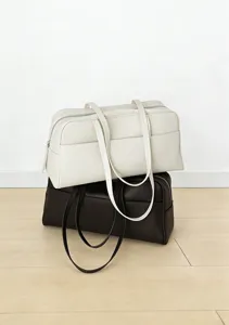 Bolso de viaje vintage de cuero de gran capacidad, bolso de mano y bandolera para mujer.