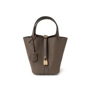 Bolso Saco de Cuero para Mujer Gran Capacidad Bolso de Mano Commuter Color Sólido Cerradura de Metal