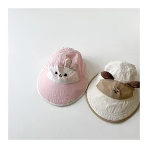 Cute quick-drying sun hat for baby boys and girls, featuring wide brim and breathable fabric.