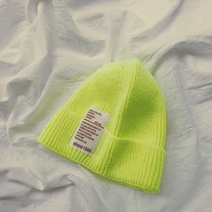 Berretto in maglia giallo neon per bambini inverno tinta unita cappello lana etichetta