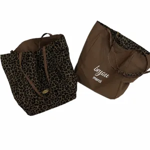 Leopard print canvas tote bag large capacity reversible shoulder bag stylish casual handbag