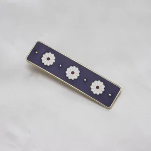 Retro enamel daisy hair clip detail, elegant purple duckbill side clip for women and girls hair accessory.
