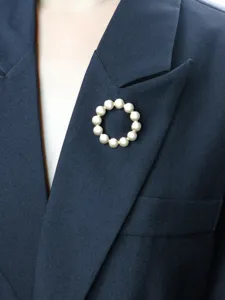 Elegant pearl bead tambourine circle brooch pin for women, stylish cardigan scarf buckle.