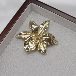 Gold metallic 3D flower brooch pin elegant floral jewelry accessory for women daily wear