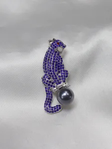 Exquisite Vintage Blue Rhinestone Panther Brooch with Pearl Suit Pin Fashion Jewelry