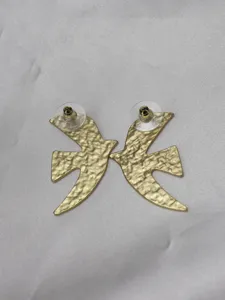 Retro gold textured dove bird stud earrings for women chic niche designer fashion jewelry