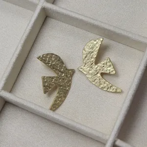 Vintage gold hammered swallow bird stud earrings for women elegant jewelry gifts