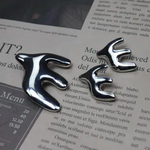 Exquisite silver swallow brooch and earrings set, elegant fashion jewelry gift details view