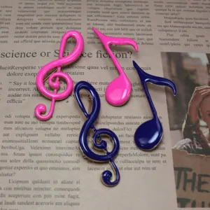 Handmade enamel music note brooch, college style pin badge for clothing accessories.