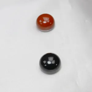 Detail view of 14mm natural agate magnetic brooch, smooth round cabochon anti-glare button.