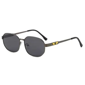 Stilvolle polygonale Metallrahmen Sonnenbrille polarisiert UV-Schutz Herren Brille