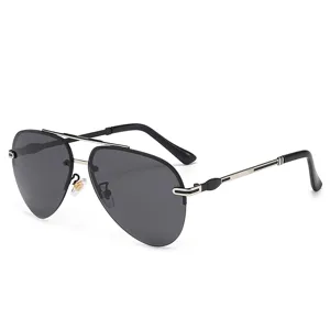 Classic double bridge metal polarized sunglasses for men and women, black stylish eyewear.