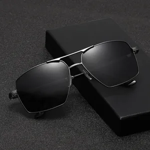 Lunettes de Soleil Polarisées pour Hommes Classiques en Métal Double Pont Monture Carrée UV400 pour Conduite Pêche Extérieur