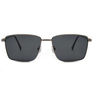 Detaillierte Nahaufnahme stilvoller Herren Metall Sonnenbrille mit quadratischen Gläsern.