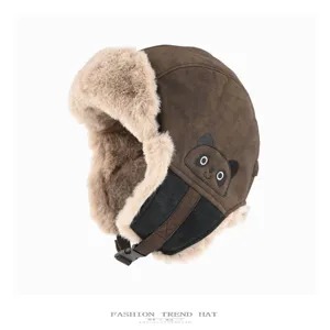 Winter warme Bombermütze mit niedlicher Panda-Stickerei, Plüschohrenklappen und Schnalle.