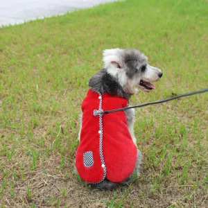Gilet manteau d'hiver chaud en polaire pour chien et animal avec anneau de traction chiots