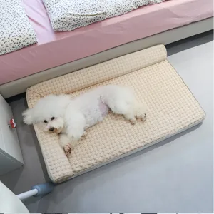 Vue detaillee du matelas en eponge pour lit de chien animal de compagnie rafraichissant forme 7.