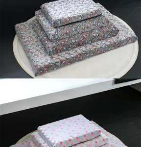Warm pet sleeping mat flannel bubble fleece paw print design winter dog bed for small pets