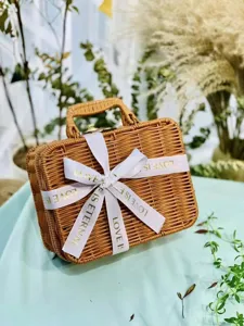 Vintage woven storage basket retro gift box portable rattan suitcase for wedding and home decor