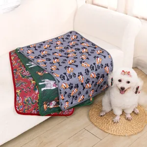 Reusable Waterproof Pet Pee Pad Washable Dog Training Mat Festive Christmas Pattern NonSlip Dog Bed Blanket Mat For Puppy