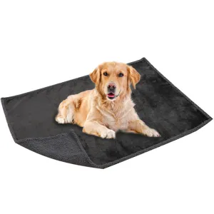 Coperta impermeabile in flanella per animali tappeto caldo per cani e gatti in inverno