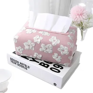 Scatola di fazzoletti in tessuto rosa con ricamo floreale 3D, elegante decorazione.