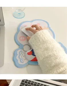 Simpatico tappetino per mouse con poggiapolsi ergonomico per ufficio e casa comodo.