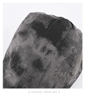 Vintage tie-dye platte pet detail met grijs getextureerd patroon voor heren en dames.