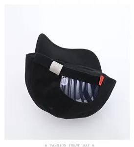 Classic black baseball hat with adjustable metal buckle and stylish design for men and women.