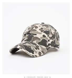American street style camo baseball cap with embroidered letters, soft top casual hat.