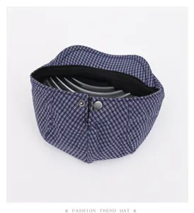 Retro plaid ivy cap for men and women, classic British duckbill hat, stylish spring autumn beret.