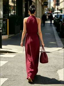 Γυναικείο καλοκαιρινό μάξι φόρεμα με halter λαιμόκοψη, κομψό αμάνικο ρούχο με κορδόνι.