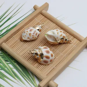 Natürliche Muschel vergoldet Babylonia Spirata Anhänger DIY Schmuck Zubehör Charms