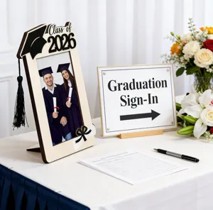 Wooden graduation photo frame with 2026 cap tassel design for celebration party decor.