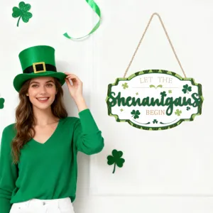 St. Patrick's Day wooden hanging sign clover doorplate holiday party door decoration item