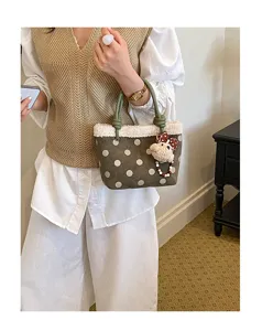 Herbst Winter Retro Pünktchen Wildleder Handtasche mit Plüschrand und süßem Anhänger.