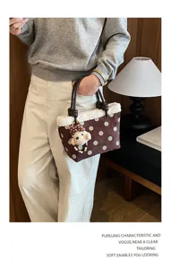 Retro braune Wildleder Pünktchen Handtasche mit Plüschbesatz und süßem Welpen Anhänger