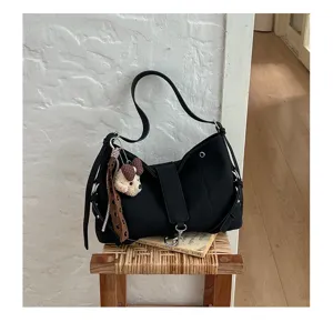 Klassische schwarze Vintage Achsel-Umhängetasche mit Hundezubehör für Damen im Alltag.