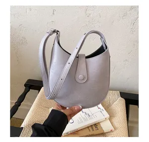 Minimalist pu leather shoulder bag casual saddle bag for women elegant daily hobo handbag
