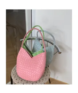 Woven underarm shoulder bag for women, large capacity stylish casual bucket bag daily commute.