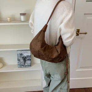 Vintage Suede Underarm Hobo Bag For Women Autumn Winter Minimalist Dumpling Bag Single Shoulder Crossbody Bag Daily Fashion Satchel